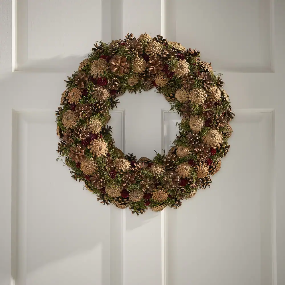 Pine Cone Christmas Wreath