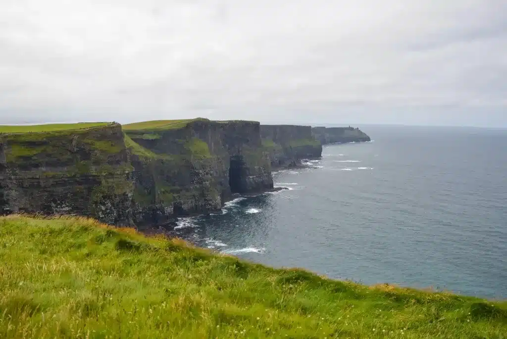 After an overnight stay in a castle hotel, we drove to view the Cliffs of Moher in Ireland. 