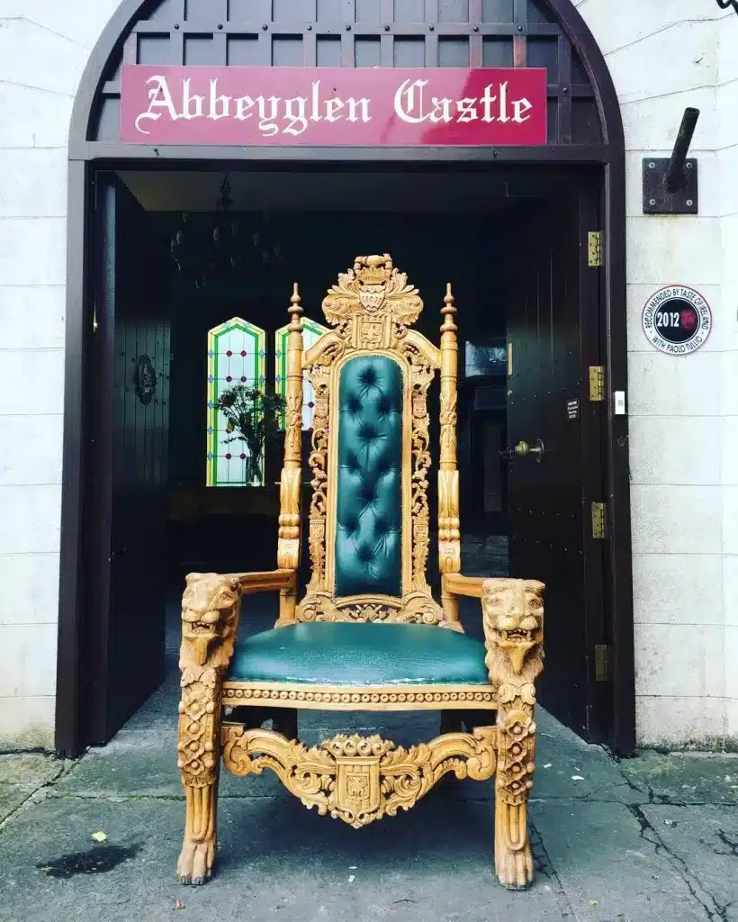 The throne at the entrance of the castle hotel. 